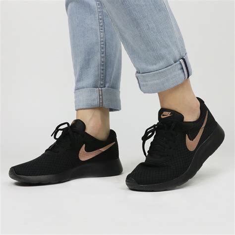 nike dames sneakers zwart.